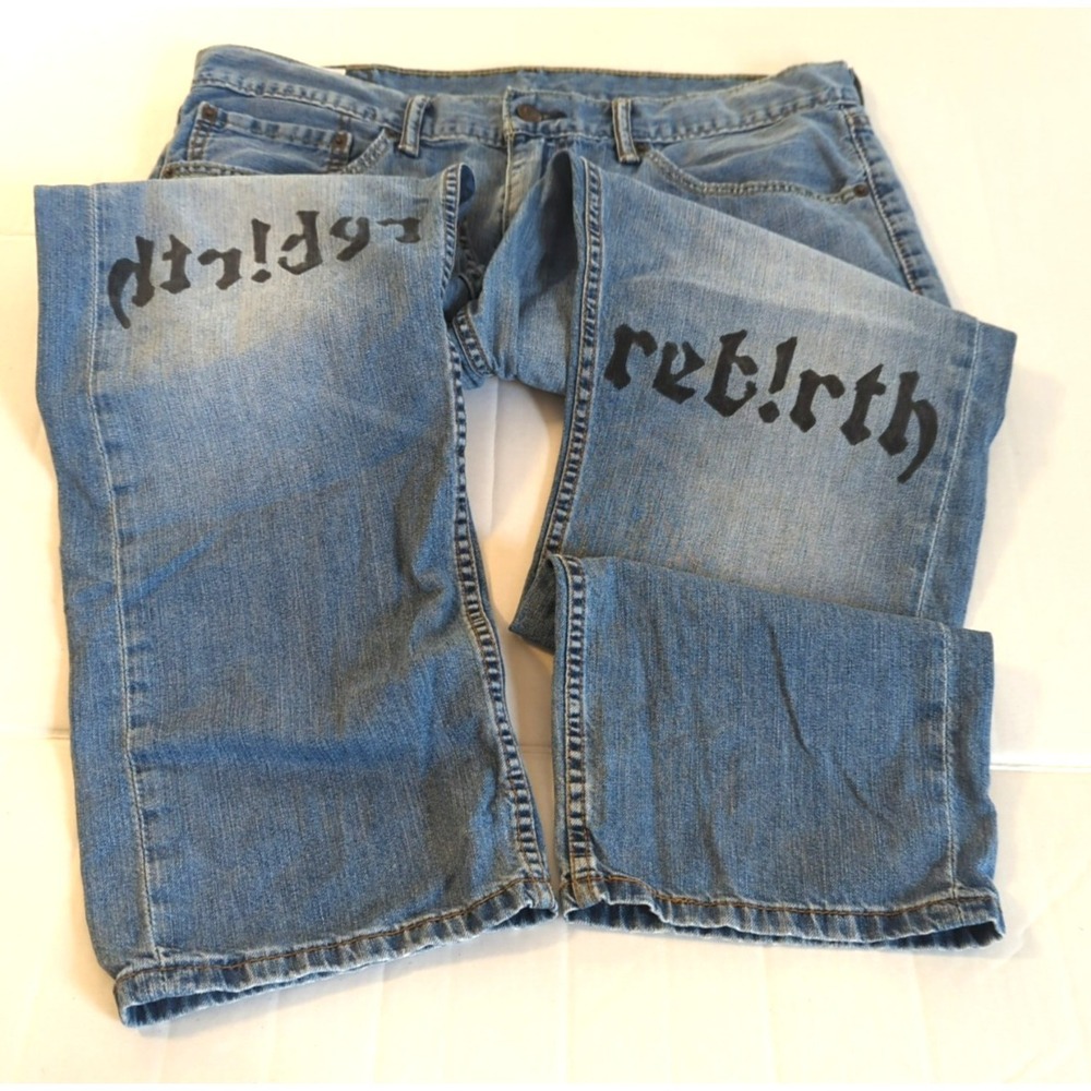Levi's Jeans 505 Men 36x30 Rebirth Spell Out Wide Straight Leg Grunge Down Town